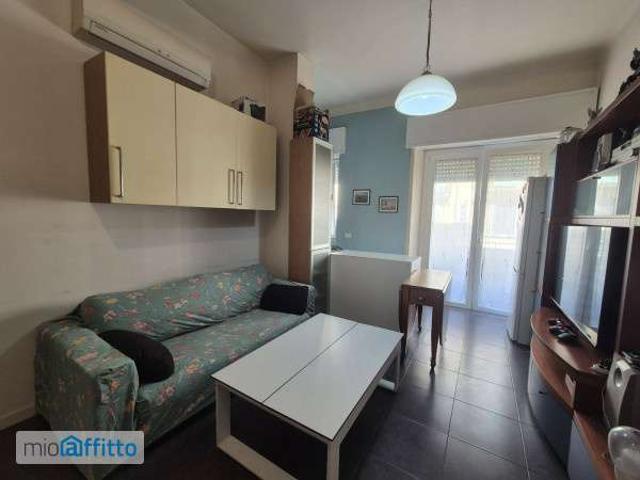 Bilocale arredato Certosa, quarto oggiaro, villa pizzone