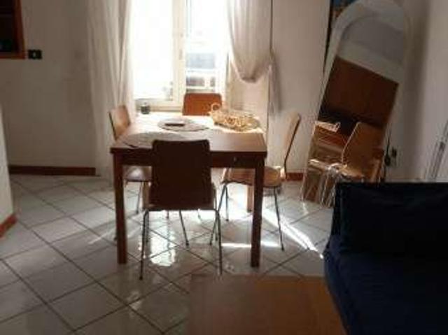Bilocale arredato Chiaia