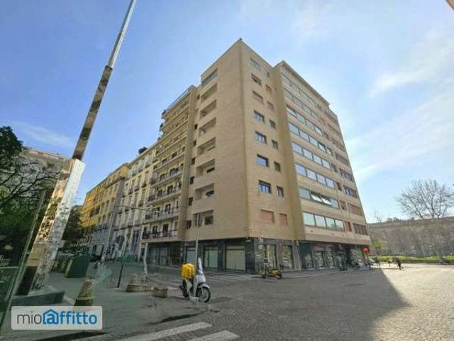 Bilocale arredato Chiaia