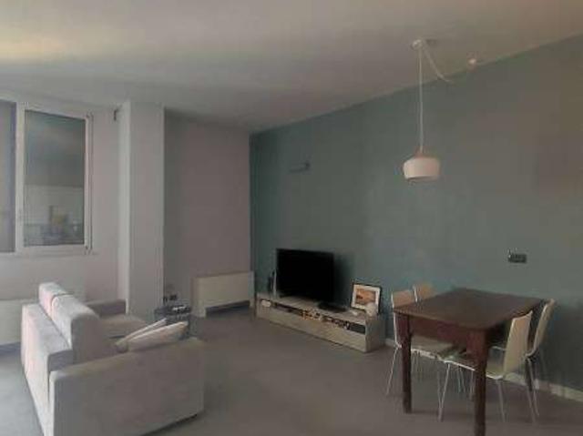 Bilocale arredato con terrazzo Chiesa rossa, cermenate, ripamonti