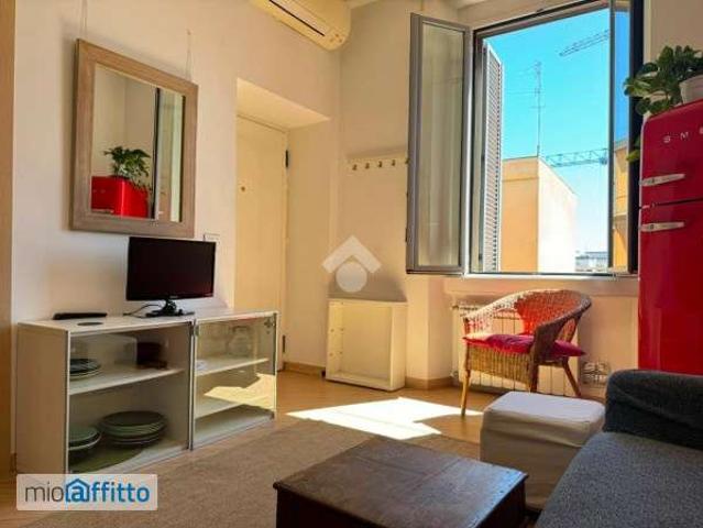 Bilocale arredato Chiesa rossa, cermenate, ripamonti