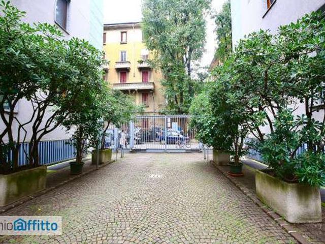 Bilocale arredato Chiesa rossa, cermenate, ripamonti