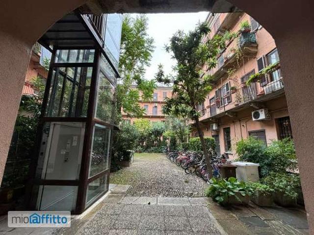 Bilocale arredato Chiesa rossa, cermenate, ripamonti