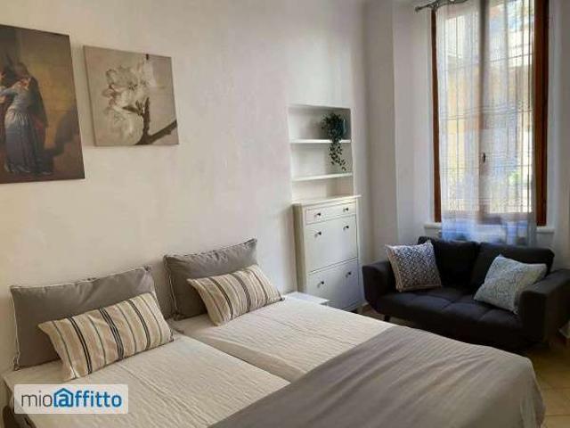 Bilocale arredato Chiesa rossa, cermenate, ripamonti