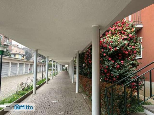 Bilocale arredato Chiesa rossa, cermenate, ripamonti