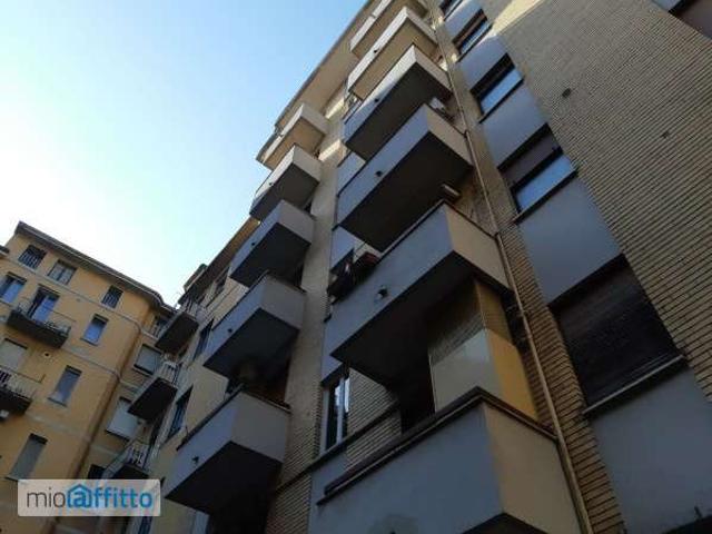 Bilocale arredato Chiesa rossa, cermenate, ripamonti