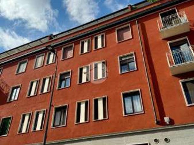 Bilocale arredato Chiesa rossa, cermenate, ripamonti