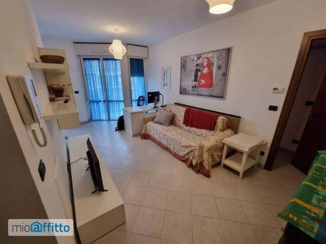 Bilocale arredato Città studi, lambrate, udine, loreto