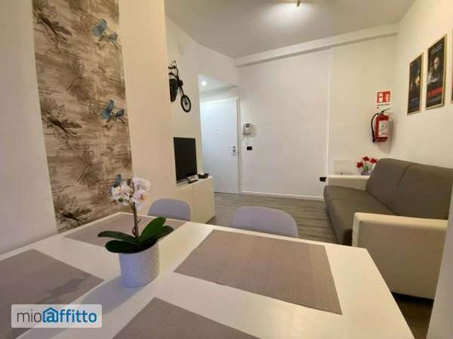 Bilocale arredato Città studi, lambrate, udine, loreto