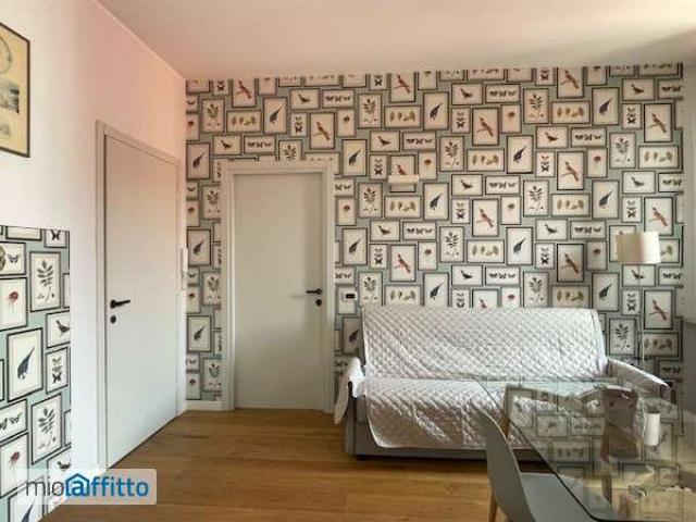 Bilocale arredato Città studi, lambrate, udine, loreto