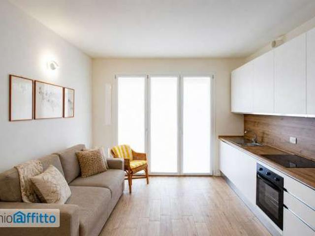 Bilocale arredato Città studi, lambrate, udine, loreto