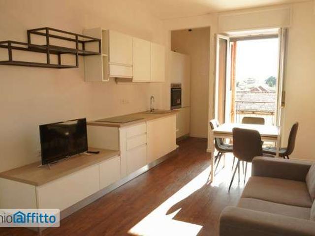 Bilocale arredato Città studi, lambrate, udine, loreto