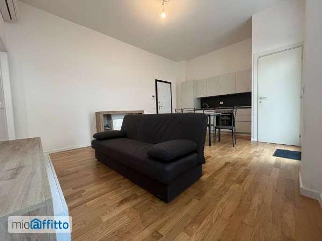 Bilocale arredato Città studi, lambrate, udine, loreto
