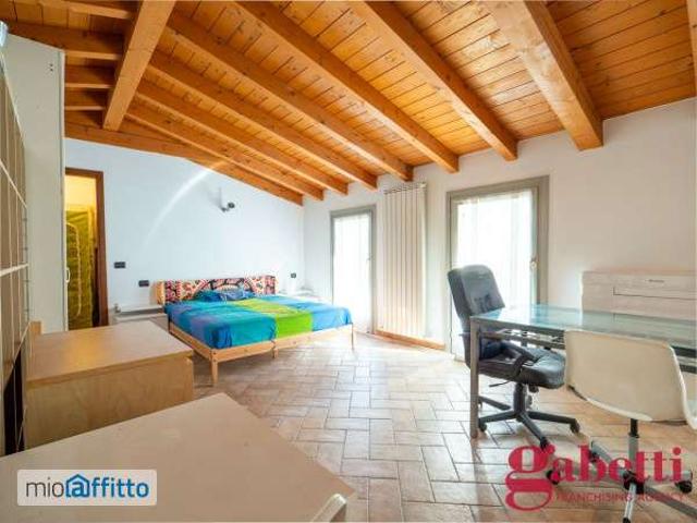 Bilocale arredato Città studi, lambrate, udine, loreto