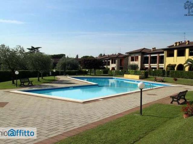 Bilocale arredato con piscina Centro