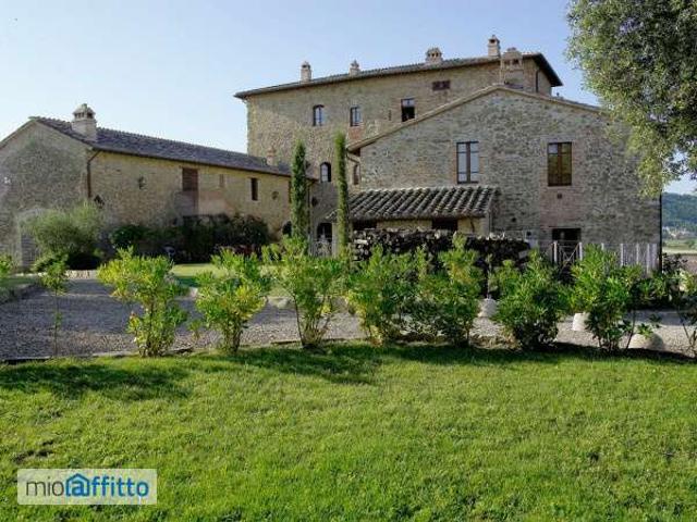Bilocale arredato con piscina Marsciano