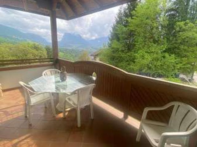 Bilocale arredato con terrazzo Comano Terme