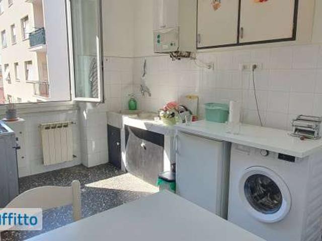 Bilocale arredato con terrazzo Cornigliano