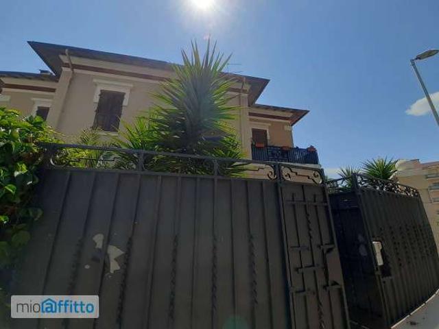 Bilocale arredato con terrazzo Cagliari