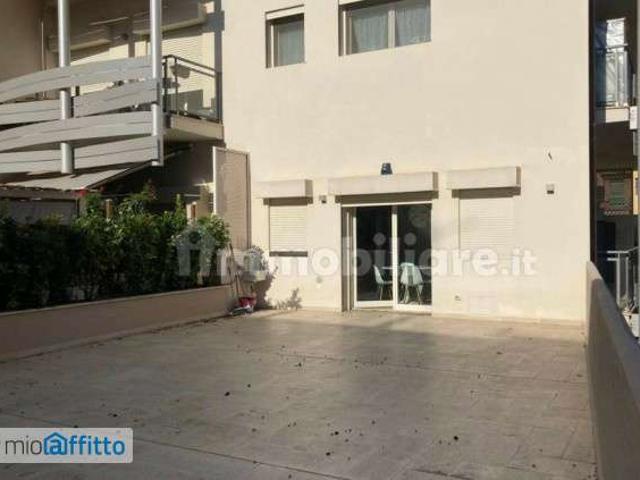 Bilocale arredato con terrazzo Campo di marte