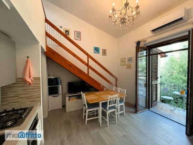 Bilocale arredato con terrazzo Campo di marte