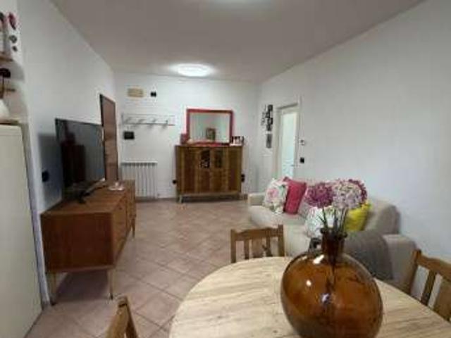 Bilocale arredato con terrazzo Castel del piano