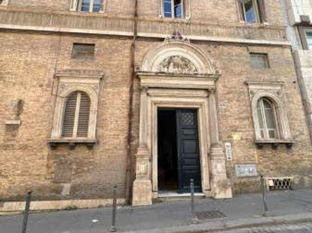Bilocale arredato con terrazzo Centro storico