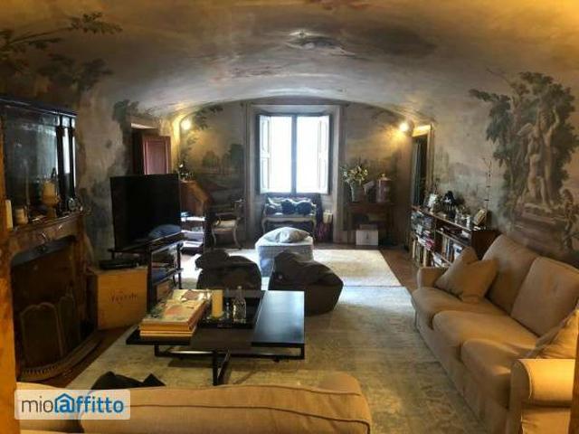 Bilocale arredato con terrazzo Centro storico