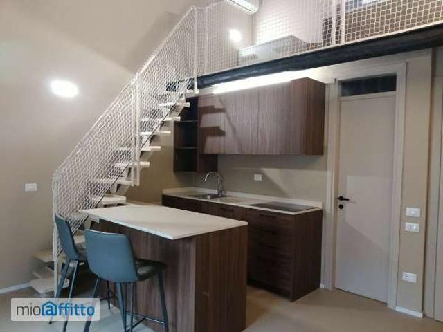 Bilocale arredato con terrazzo Centro storico