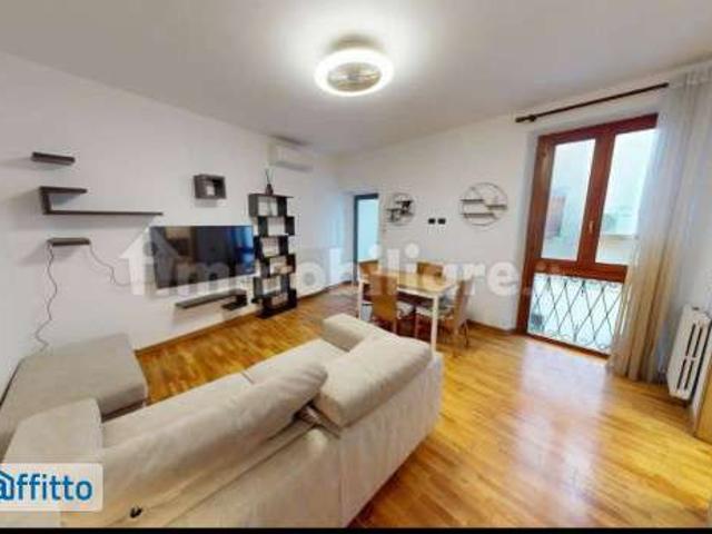Bilocale arredato con terrazzo Centro storico