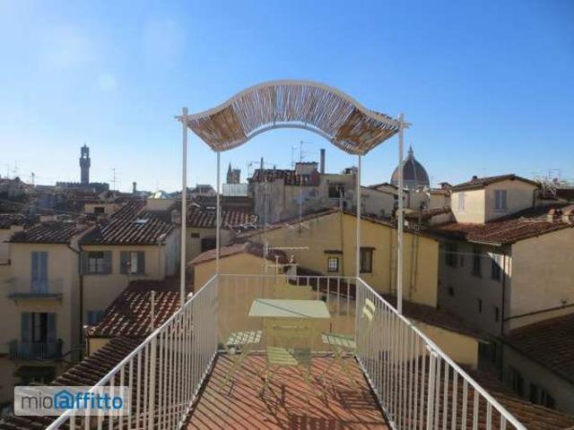 Bilocale arredato con terrazzo Centro storico