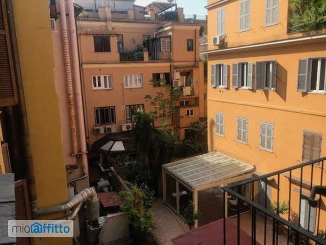 Bilocale arredato con terrazzo Centro storico