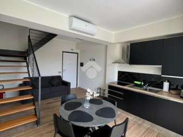 Bilocale arredato con terrazzo Centro san vincenzo