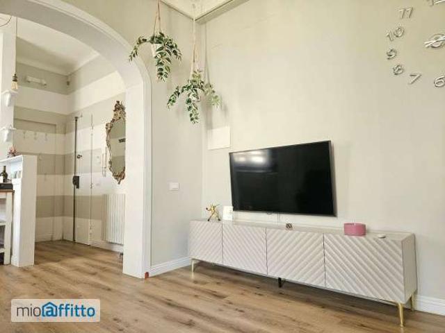 Bilocale arredato con terrazzo Centro
