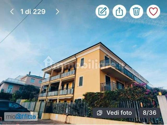 Bilocale arredato con terrazzo Centro