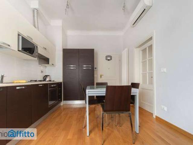 Bilocale arredato con terrazzo Centro