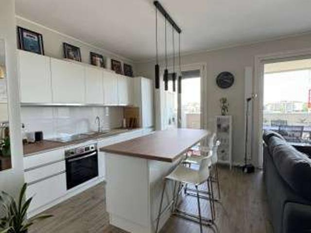 Bilocale arredato con terrazzo Centro