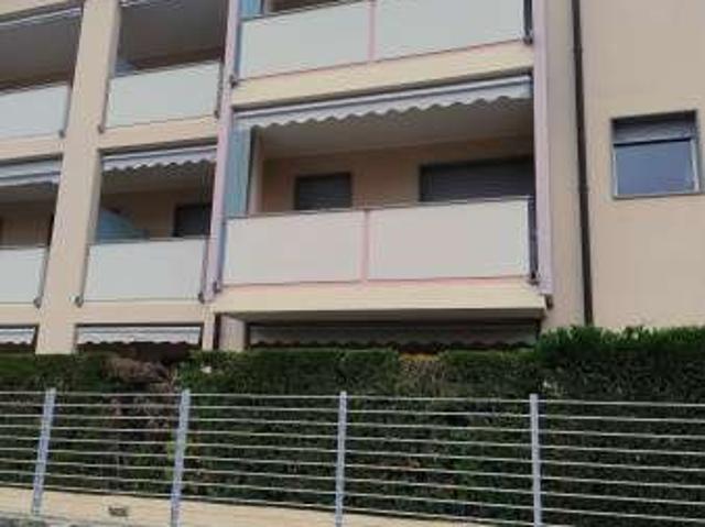 Bilocale arredato con terrazzo Centro