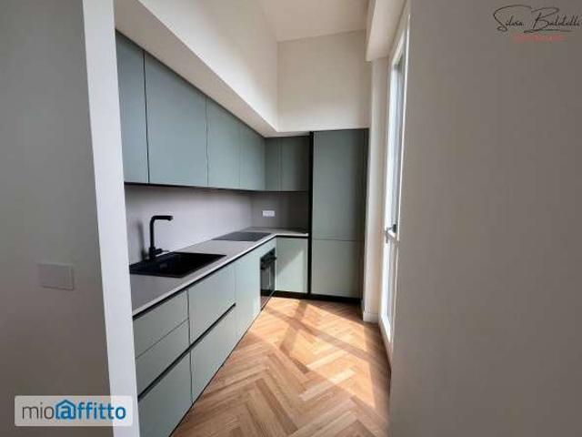 Bilocale arredato con terrazzo Centro