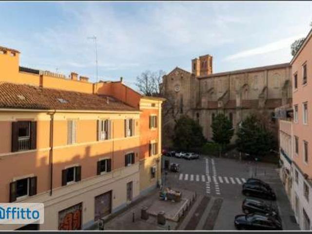 Bilocale arredato con terrazzo Centro