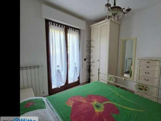 Bilocale arredato con terrazzo Centro