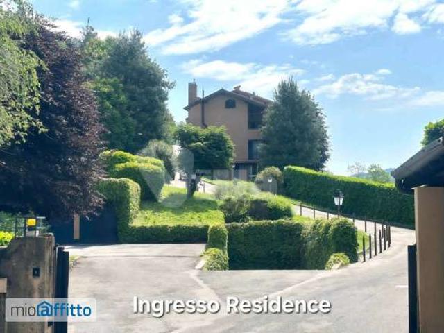 Bilocale arredato con terrazzo Centro