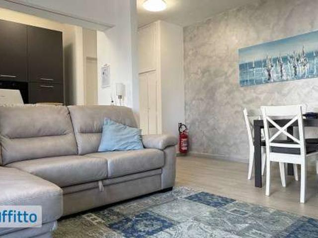 Bilocale arredato con terrazzo Cerenova