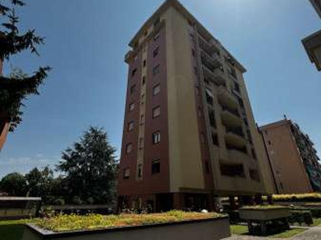 Bilocale arredato con terrazzo Certosa, quarto oggiaro, villa pizzone