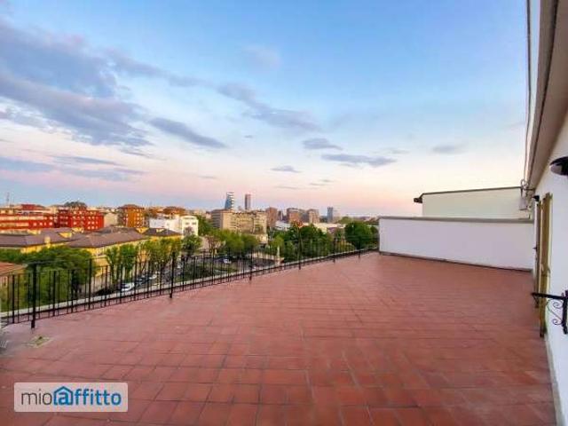 Bilocale arredato con terrazzo Certosa, quarto oggiaro, villa pizzone