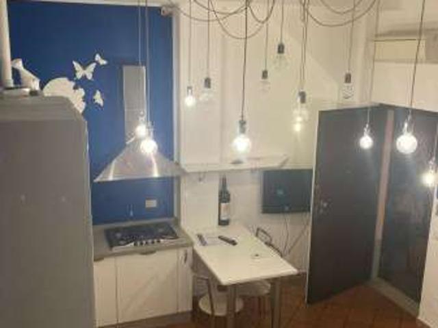 Bilocale arredato con terrazzo Chiesa rossa, cermenate, ripamonti