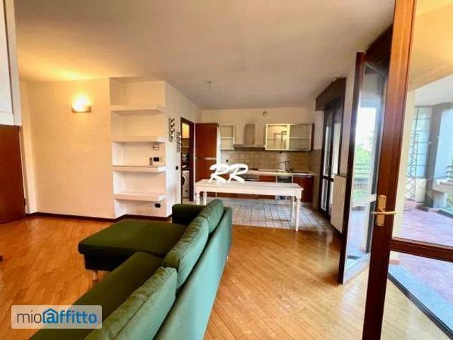 Bilocale arredato con terrazzo Chiesa rossa, cermenate, ripamonti