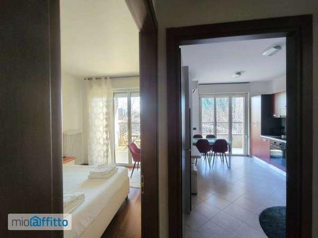 Bilocale arredato con terrazzo Chiesa rossa, cermenate, ripamonti