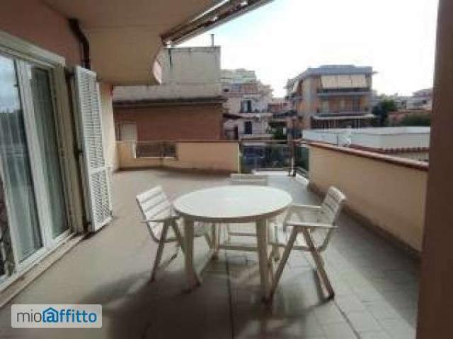 Bilocale arredato con terrazzo Chiesa rossa, cermenate, ripamonti