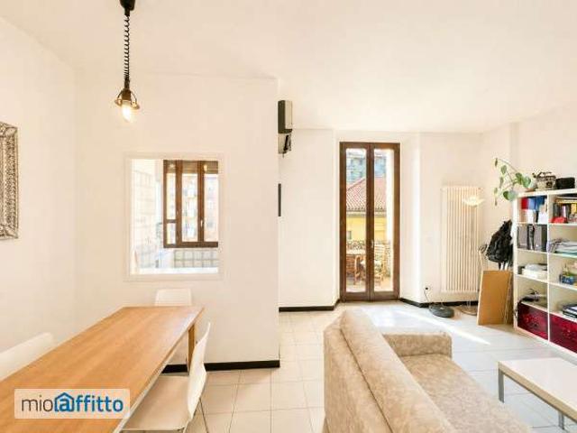 Bilocale arredato con terrazzo Chiesa rossa, cermenate, ripamonti